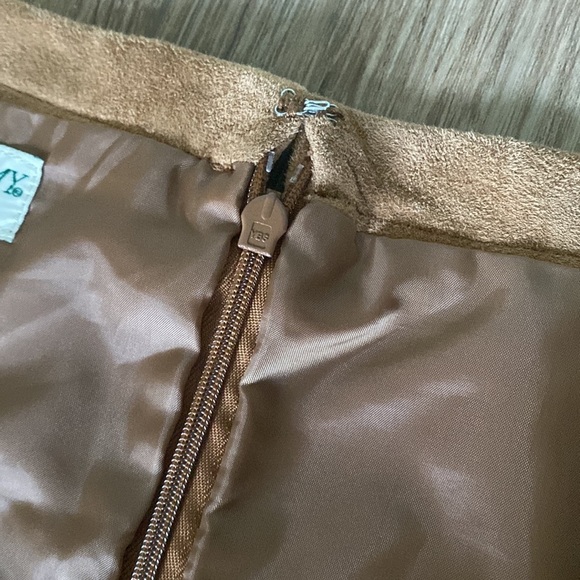 VTG 90’s Y2K Suede St. John’s Bay washable vest & maxi skirt set. 18W & 16W boho - Picture 9 of 12